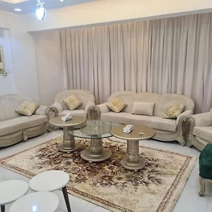 شقة الحسام فاخرة غرفة نوم وصالة قريبة من مسجد قباء